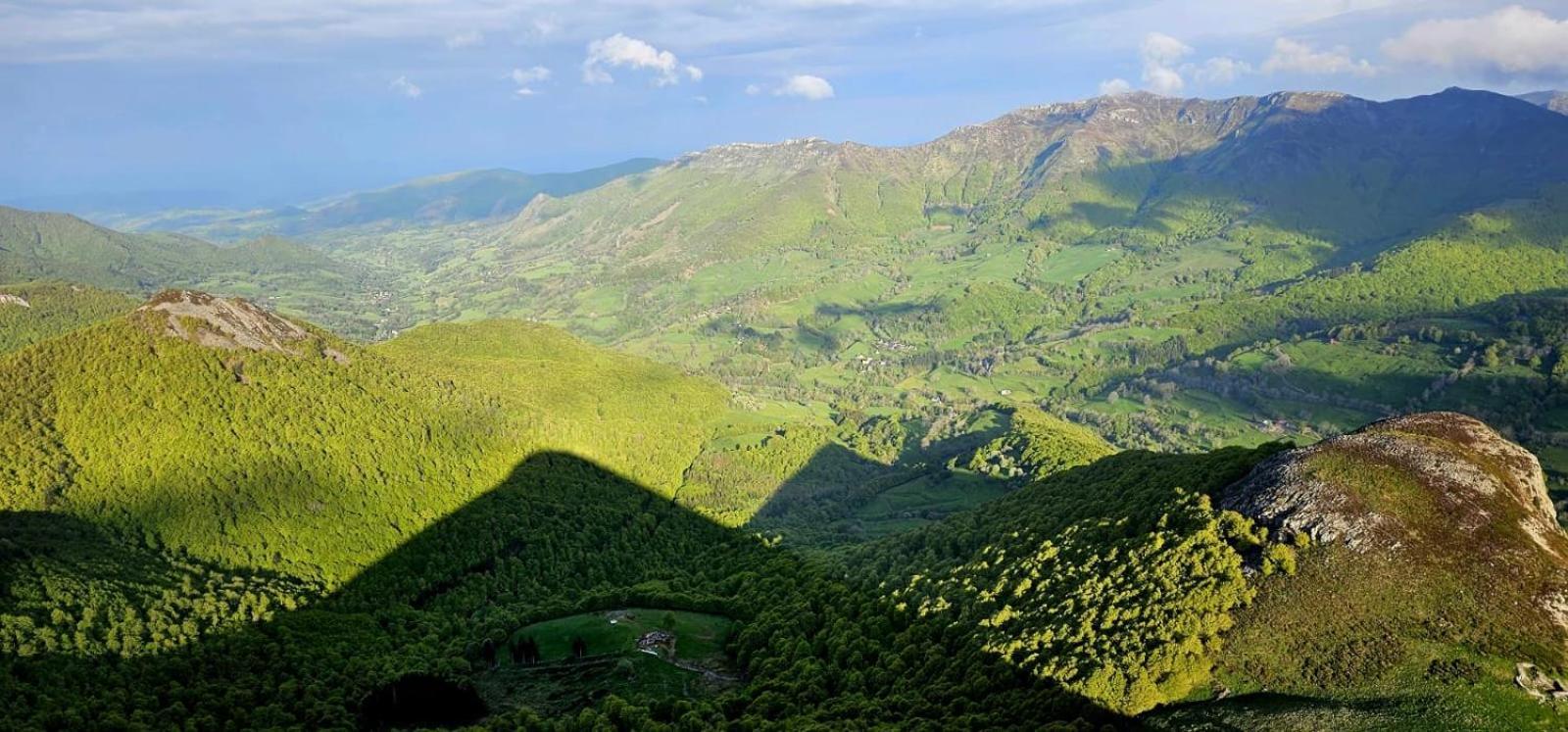 Maison Typique Des Monts Du Cantal * Marmanhac